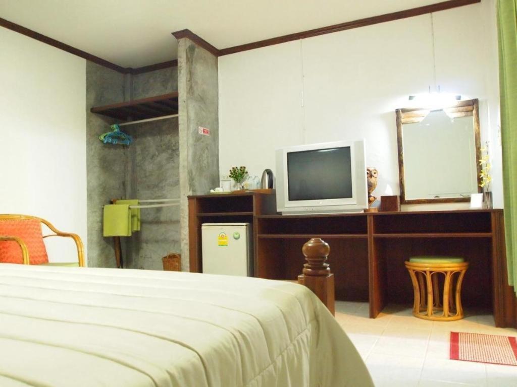 Baan Sala Lung Dam Hotel Bophut Bagian luar foto