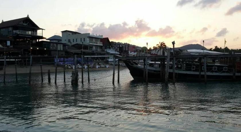 Baan Sala Lung Dam Hotel Bophut Bagian luar foto